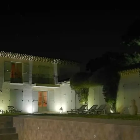 Alba *