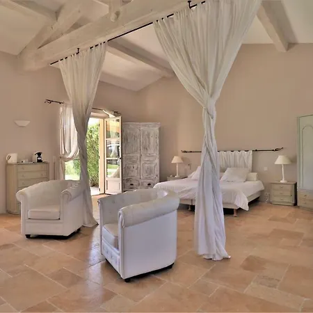 Alba * Σαιν-Τροπέ