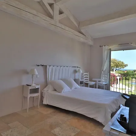 Alba Σαιν-Τροπέ